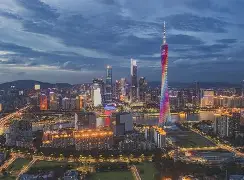 广东宏远发布备战花絮；转会期伤情更新；欧联任务艰巨；数据趋势出现新变化