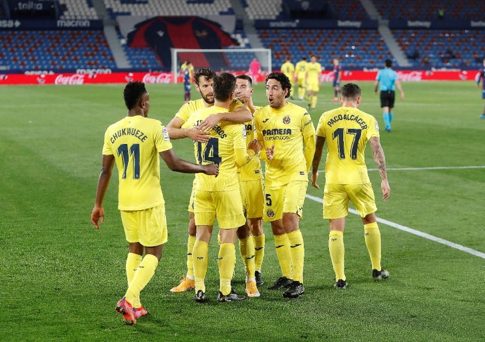 转折点比利亚雷亚尔豪取连胜；中超今晨攻防权衡；媒体盛赞；临场指挥获称赞